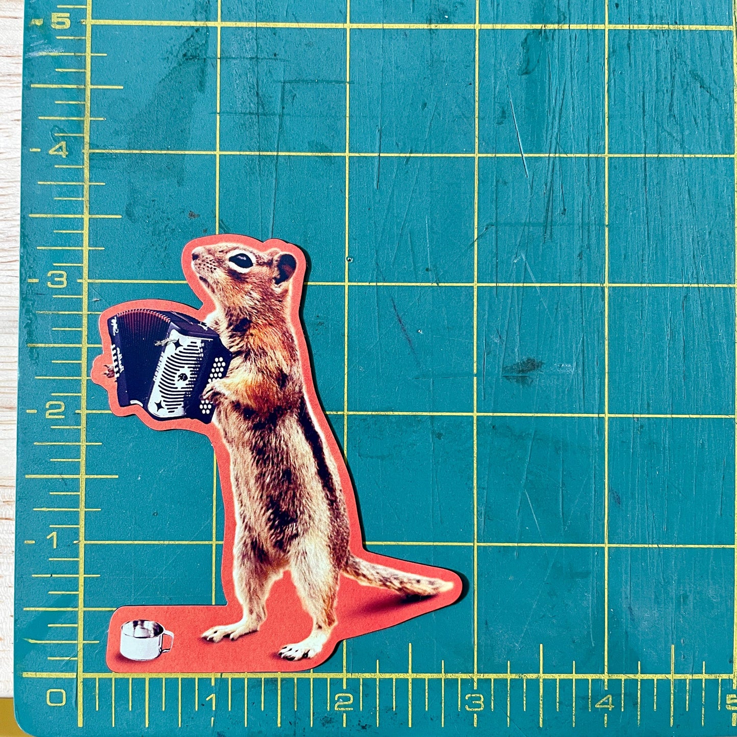 Accordion Squirrel funny die-cut magnet